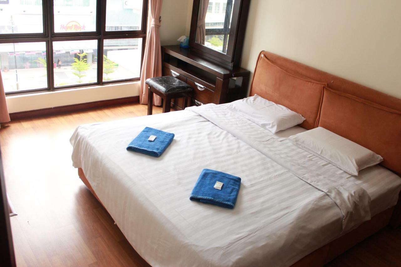 קוטה קינבלו 5 Bedrooms Penthouse 3 Bedrooms Apartment Marina Court Resort Condominium מראה חיצוני תמונה